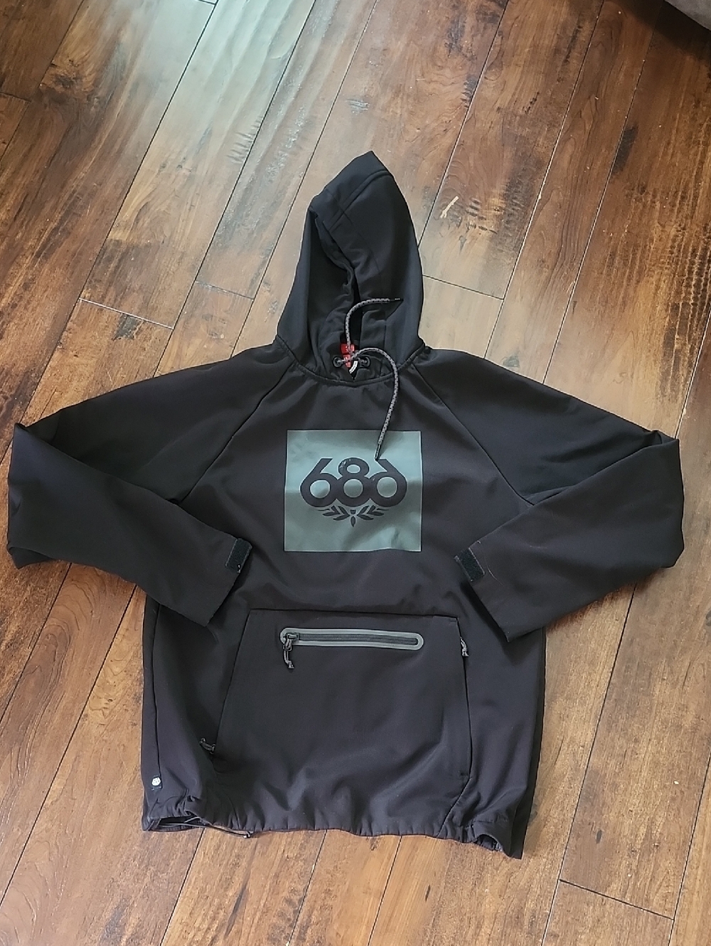 686 Size Small Black Waterproof Hooded Pullover